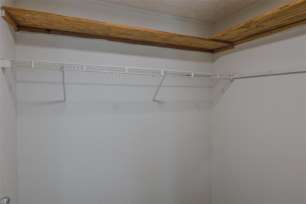 待售: $129,900 (2 贝兹, 2 浴室, 1512 平方英尺)