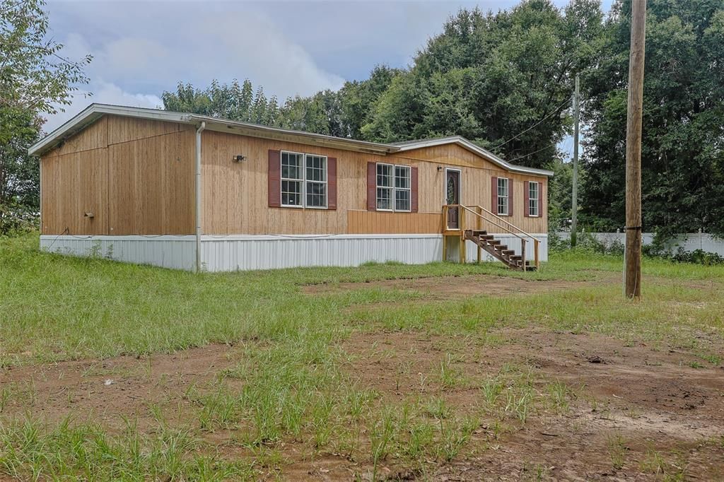 待售: $129,900 (2 贝兹, 2 浴室, 1512 平方英尺)