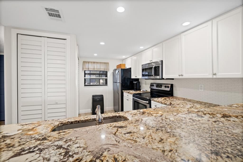 Activo con contrato: $574,500 (2 camas, 2 baños, 1296 Pies cuadrados)