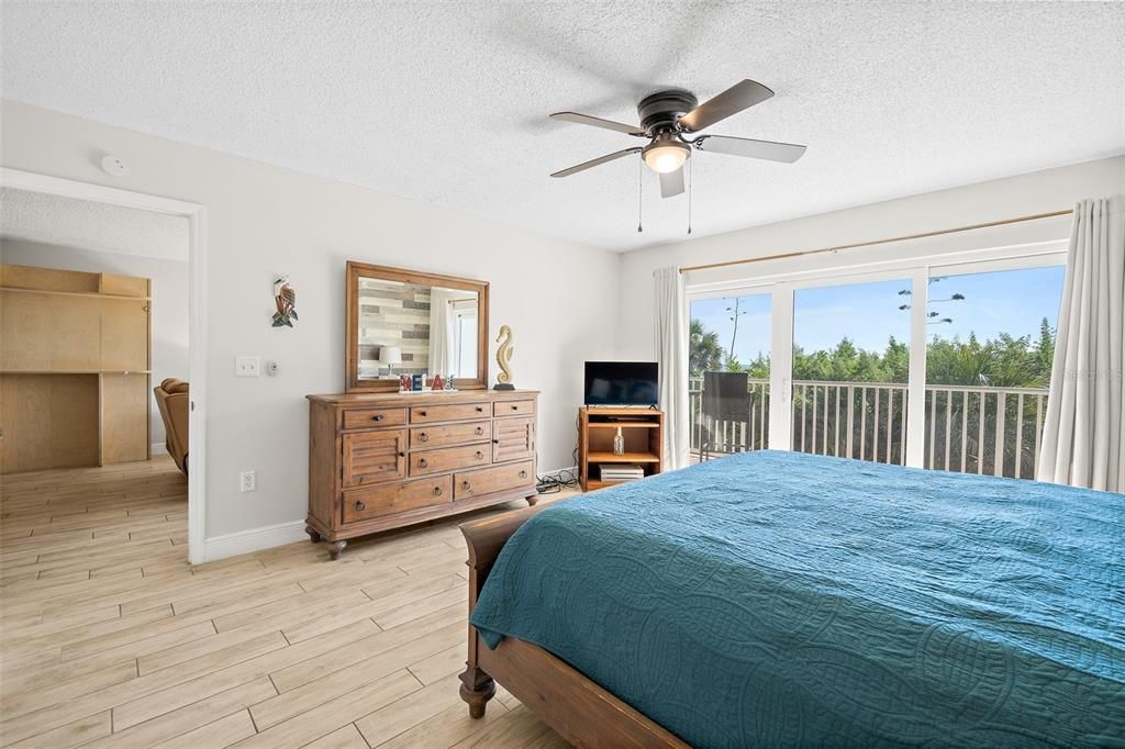 Activo con contrato: $574,500 (2 camas, 2 baños, 1296 Pies cuadrados)