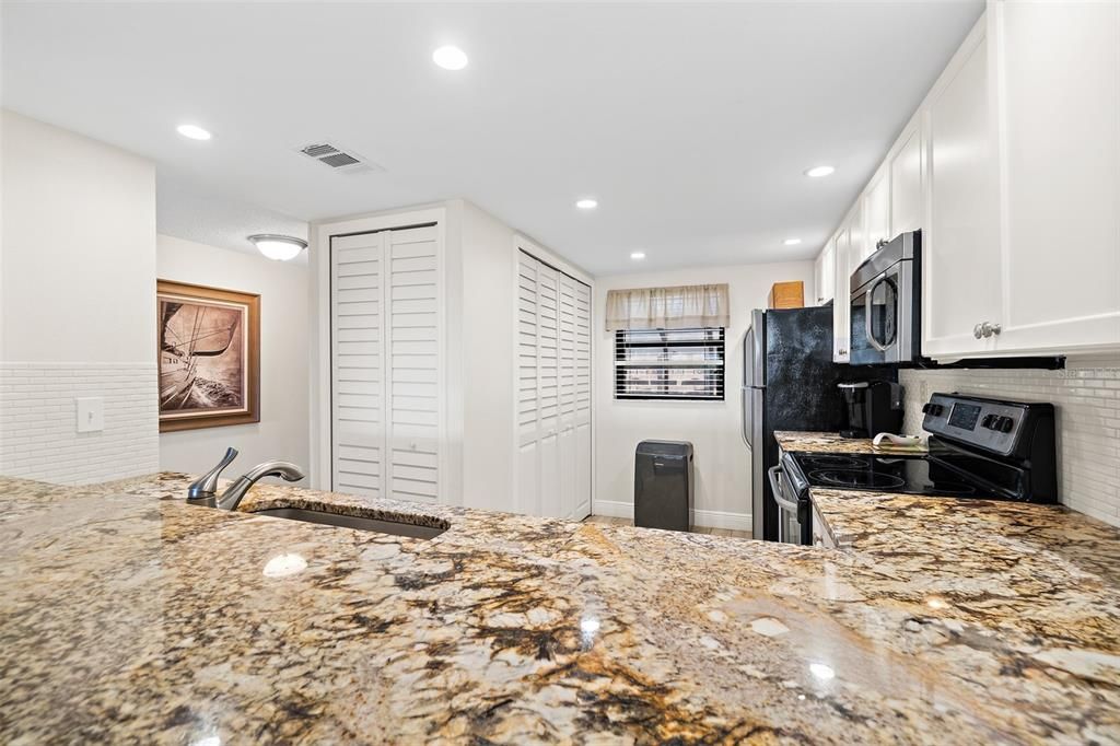 Activo con contrato: $574,500 (2 camas, 2 baños, 1296 Pies cuadrados)