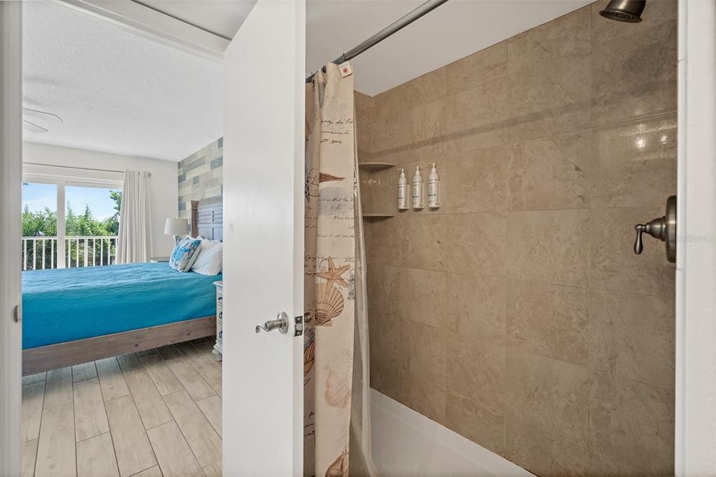 Activo con contrato: $574,500 (2 camas, 2 baños, 1296 Pies cuadrados)