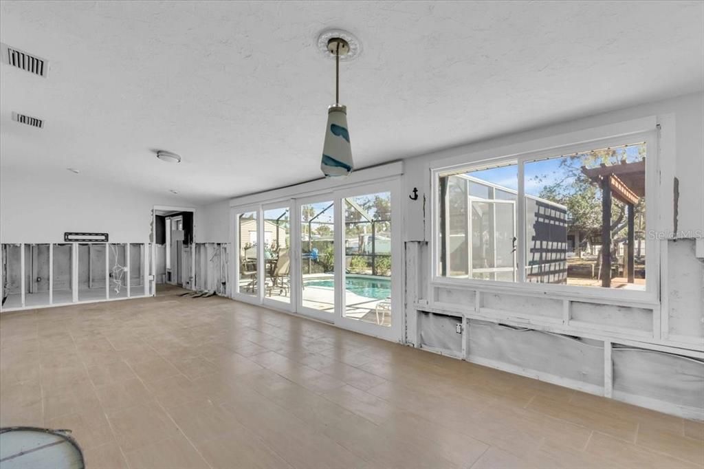 En Venta: $499,000 (3 camas, 2 baños, 1716 Pies cuadrados)