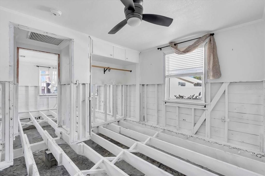 En Venta: $499,000 (3 camas, 2 baños, 1716 Pies cuadrados)