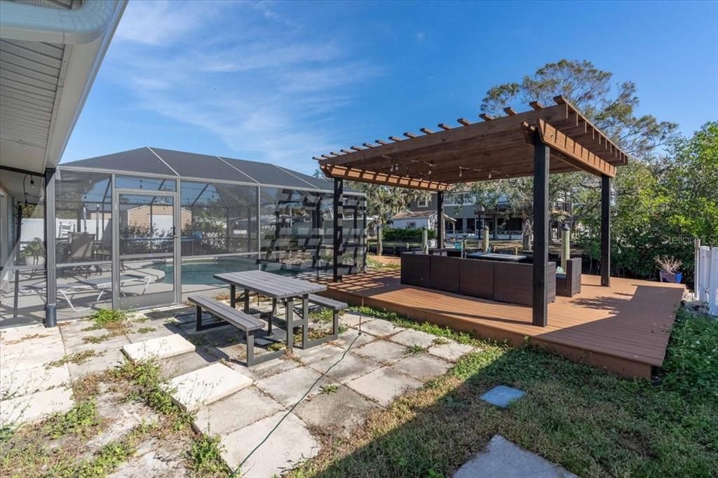 En Venta: $499,000 (3 camas, 2 baños, 1716 Pies cuadrados)