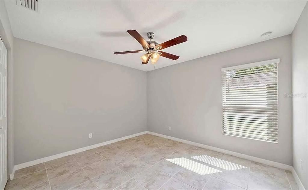 En Renta: $2,500 (4 camas, 2 baños, 1833 Pies cuadrados)