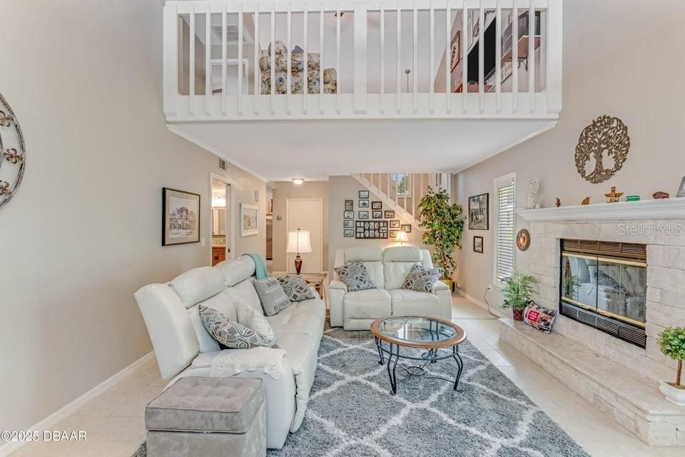 待售: $314,750 (3 贝兹, 2 浴室, 1806 平方英尺)