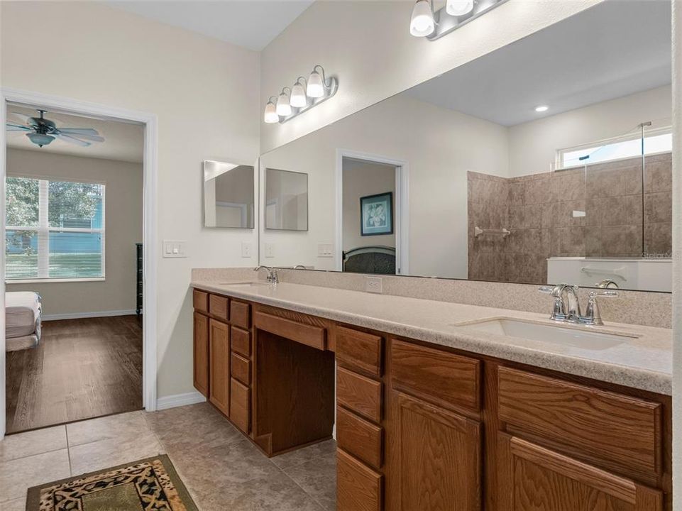 For Sale: $414,900 (3 beds, 2 baths, 2428 Square Feet)