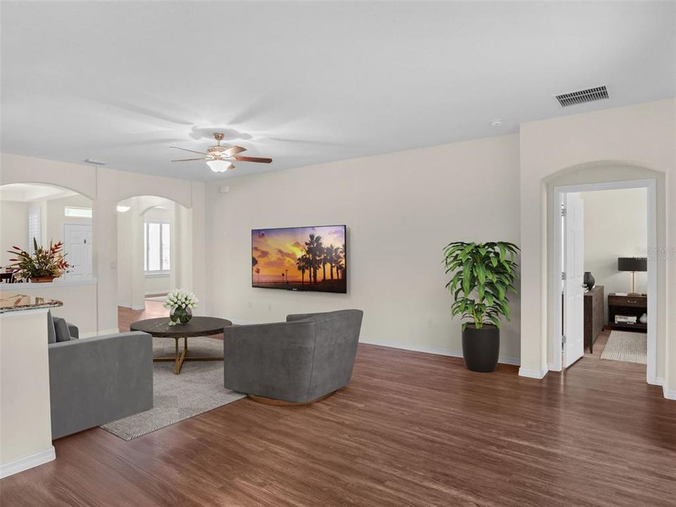 For Sale: $414,900 (3 beds, 2 baths, 2428 Square Feet)