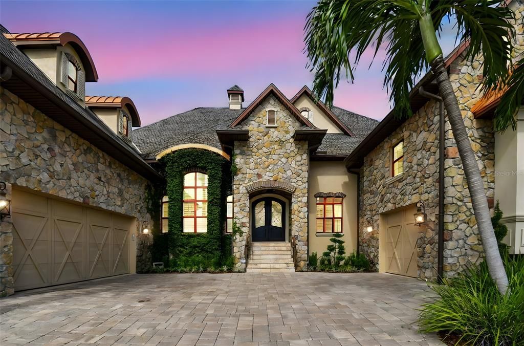 For Sale: $6,000,000 (5 beds, 5 baths, 5213 Square Feet)