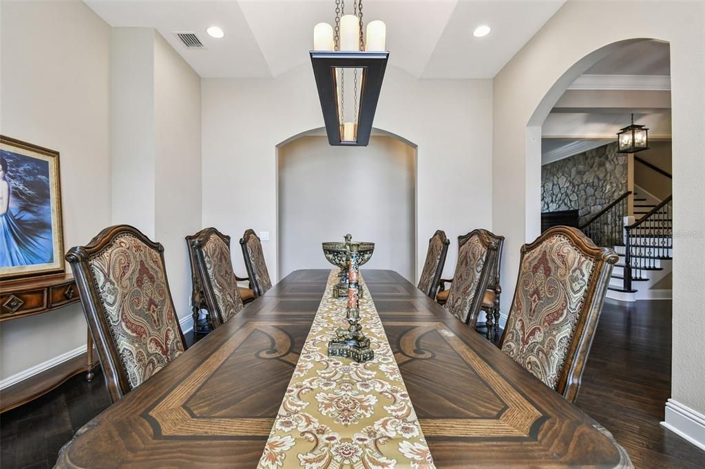 For Sale: $6,000,000 (5 beds, 5 baths, 5213 Square Feet)