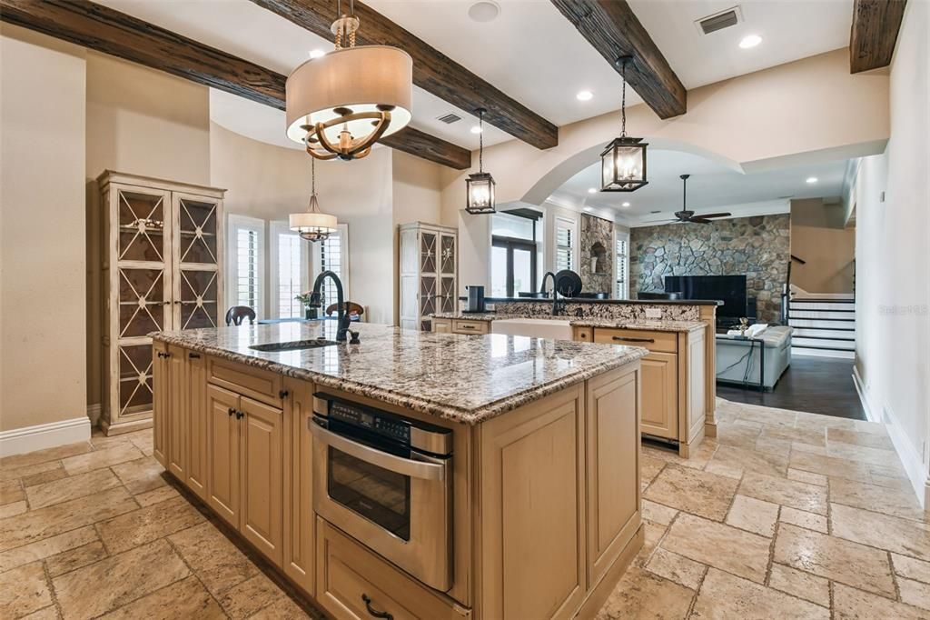 For Sale: $6,000,000 (5 beds, 5 baths, 5213 Square Feet)