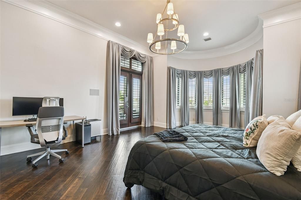 For Sale: $6,000,000 (5 beds, 5 baths, 5213 Square Feet)