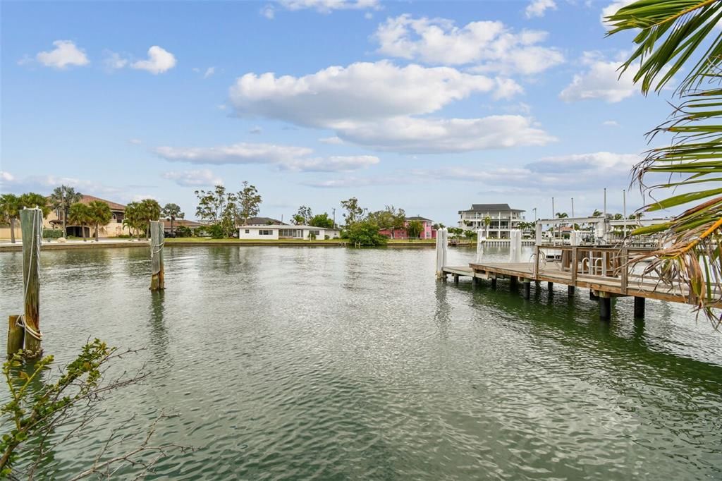 For Sale: $6,000,000 (5 beds, 5 baths, 5213 Square Feet)