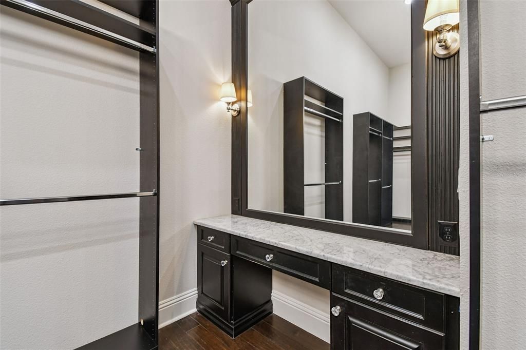 For Sale: $6,000,000 (5 beds, 5 baths, 5213 Square Feet)