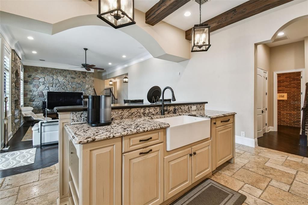 For Sale: $6,000,000 (5 beds, 5 baths, 5213 Square Feet)