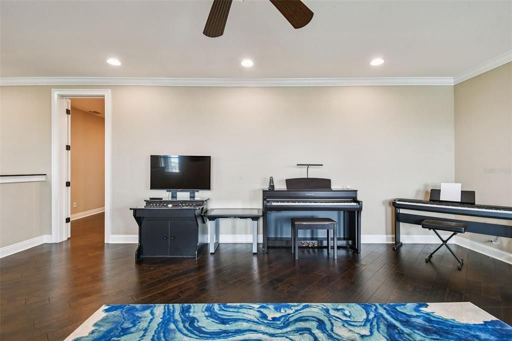 For Sale: $6,000,000 (5 beds, 5 baths, 5213 Square Feet)