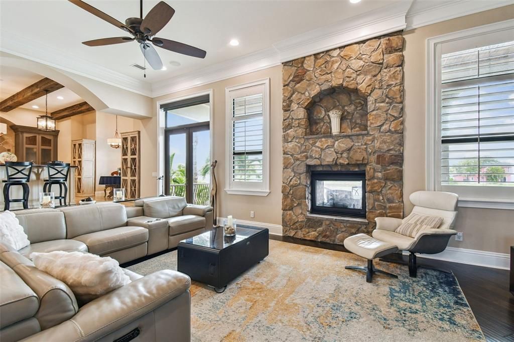 For Sale: $6,000,000 (5 beds, 5 baths, 5213 Square Feet)