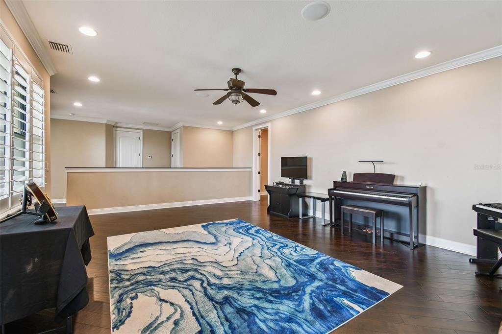 For Sale: $6,000,000 (5 beds, 5 baths, 5213 Square Feet)