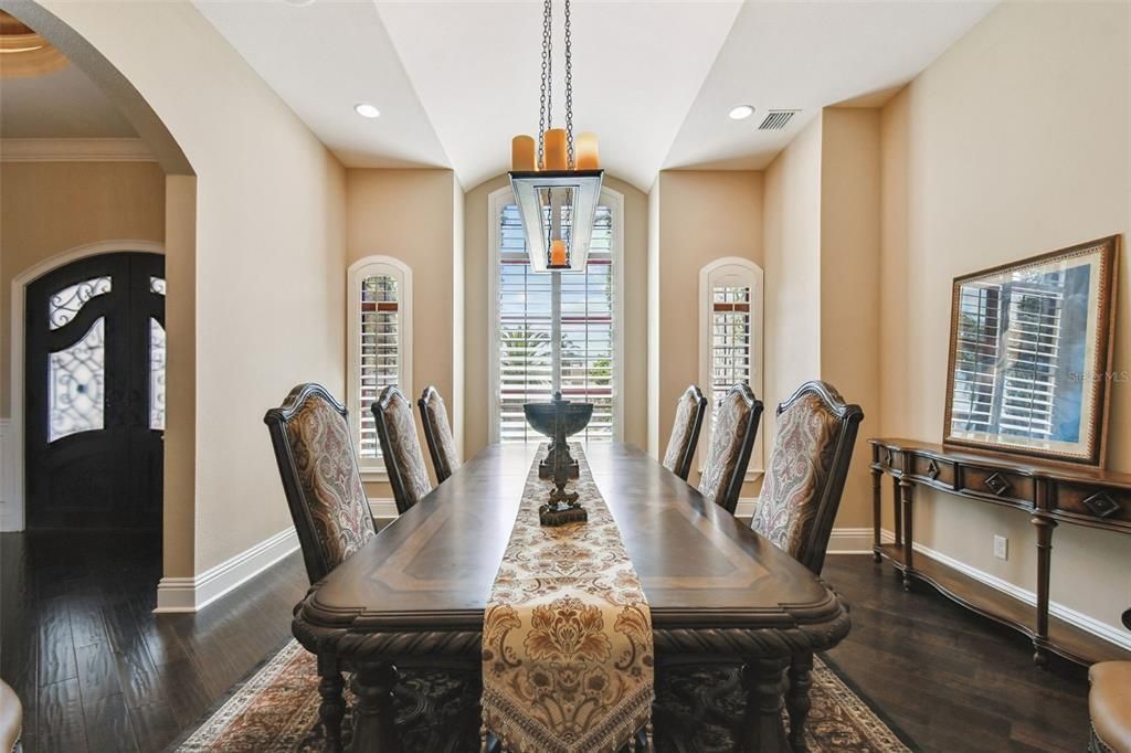 For Sale: $6,000,000 (5 beds, 5 baths, 5213 Square Feet)