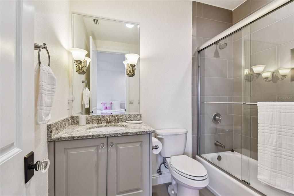 For Sale: $6,000,000 (5 beds, 5 baths, 5213 Square Feet)