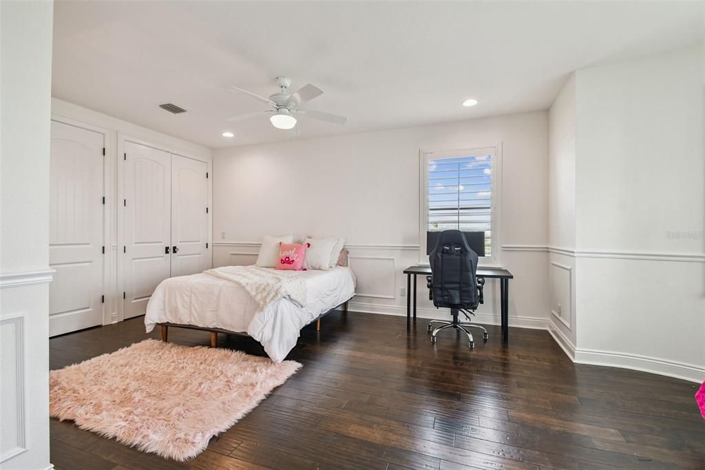 For Sale: $6,000,000 (5 beds, 5 baths, 5213 Square Feet)