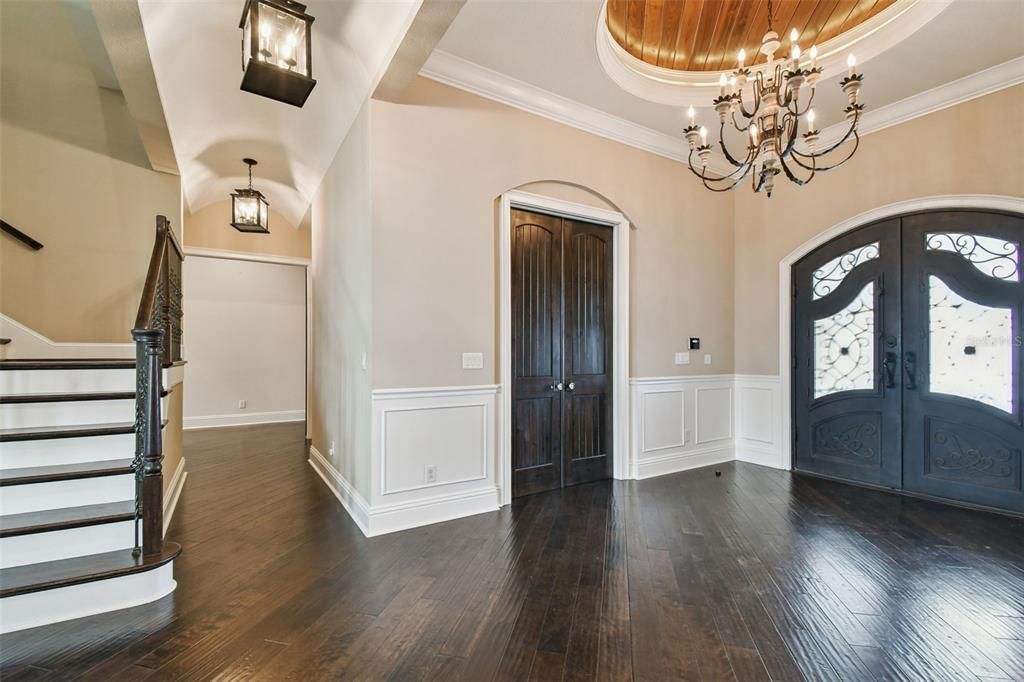 For Sale: $6,000,000 (5 beds, 5 baths, 5213 Square Feet)