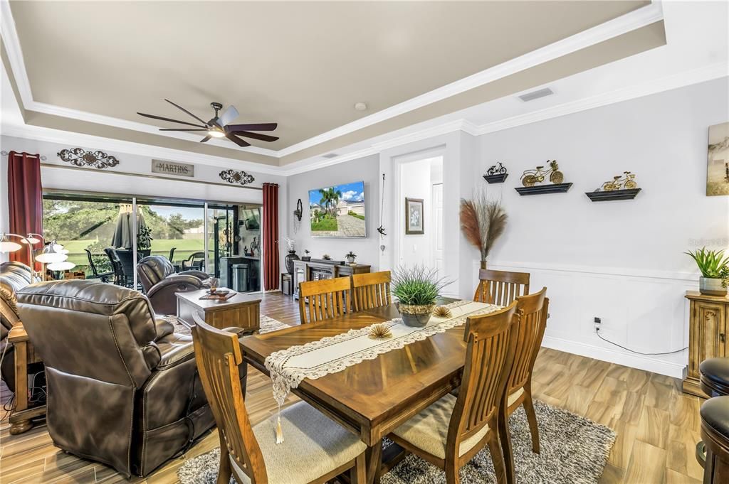 Под контрактом: $475,000 (2 спален, 2 ванн, 1579 Квадратных фут)