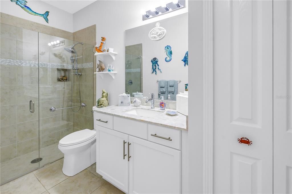 Под контрактом: $475,000 (2 спален, 2 ванн, 1579 Квадратных фут)