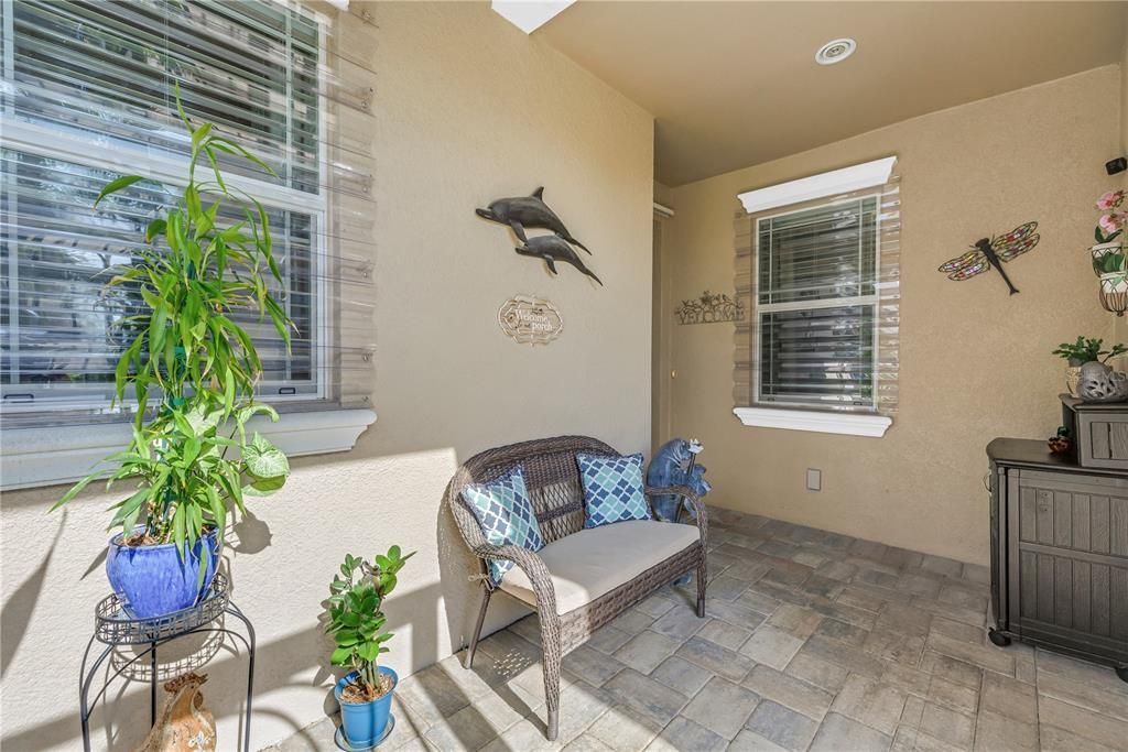 Под контрактом: $475,000 (2 спален, 2 ванн, 1579 Квадратных фут)