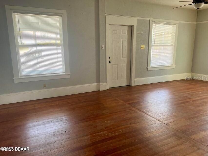 Activo con contrato: $379,000 (4 camas, 0 baños, 3159 Pies cuadrados)