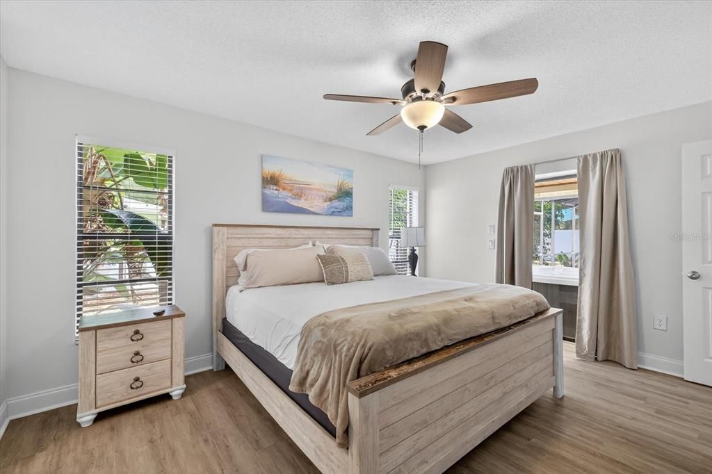 Activo con contrato: $418,000 (3 camas, 2 baños, 1767 Pies cuadrados)