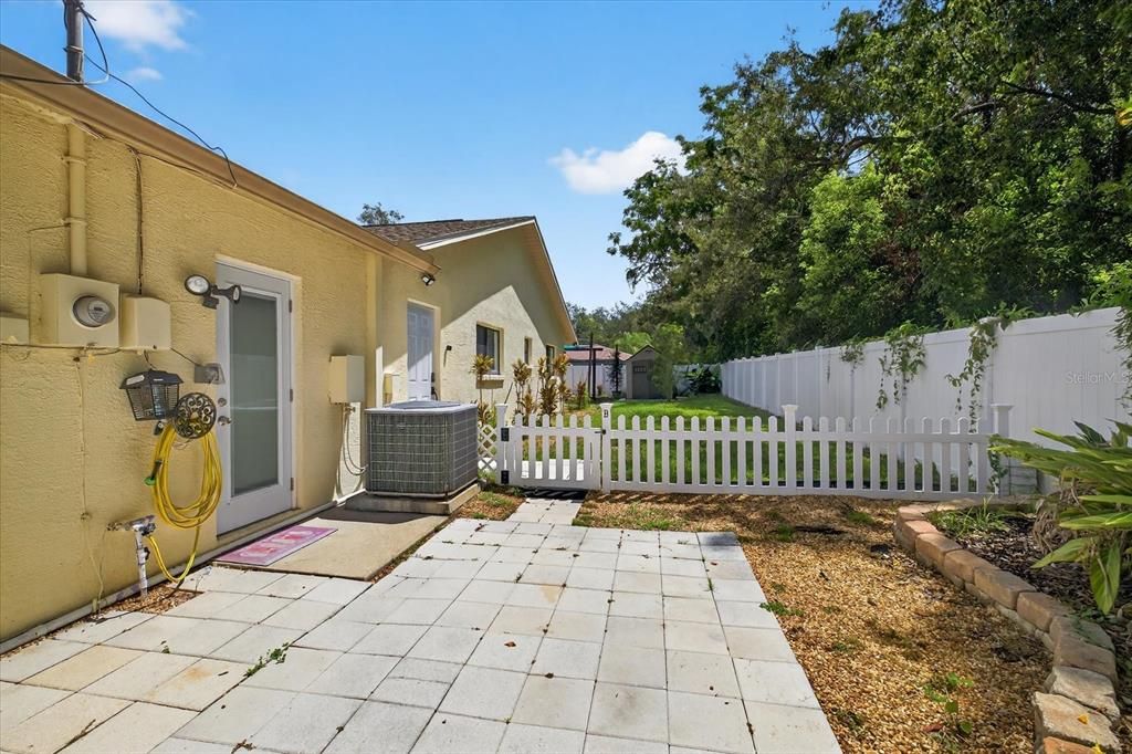 Activo con contrato: $418,000 (3 camas, 2 baños, 1767 Pies cuadrados)