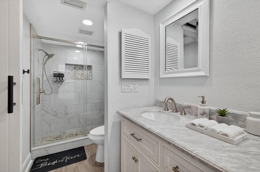 Activo con contrato: $418,000 (3 camas, 2 baños, 1767 Pies cuadrados)