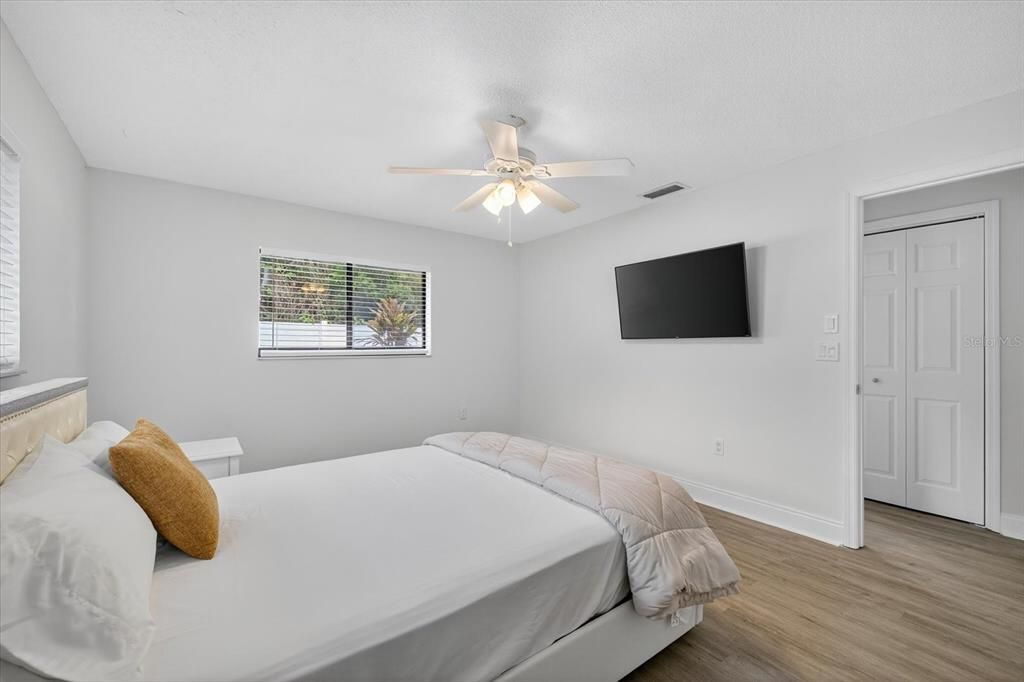 Activo con contrato: $418,000 (3 camas, 2 baños, 1767 Pies cuadrados)