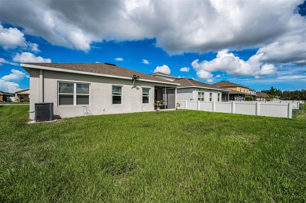 На продажу: $475,000 (3 спален, 2 ванн, 2017 Квадратных фут)