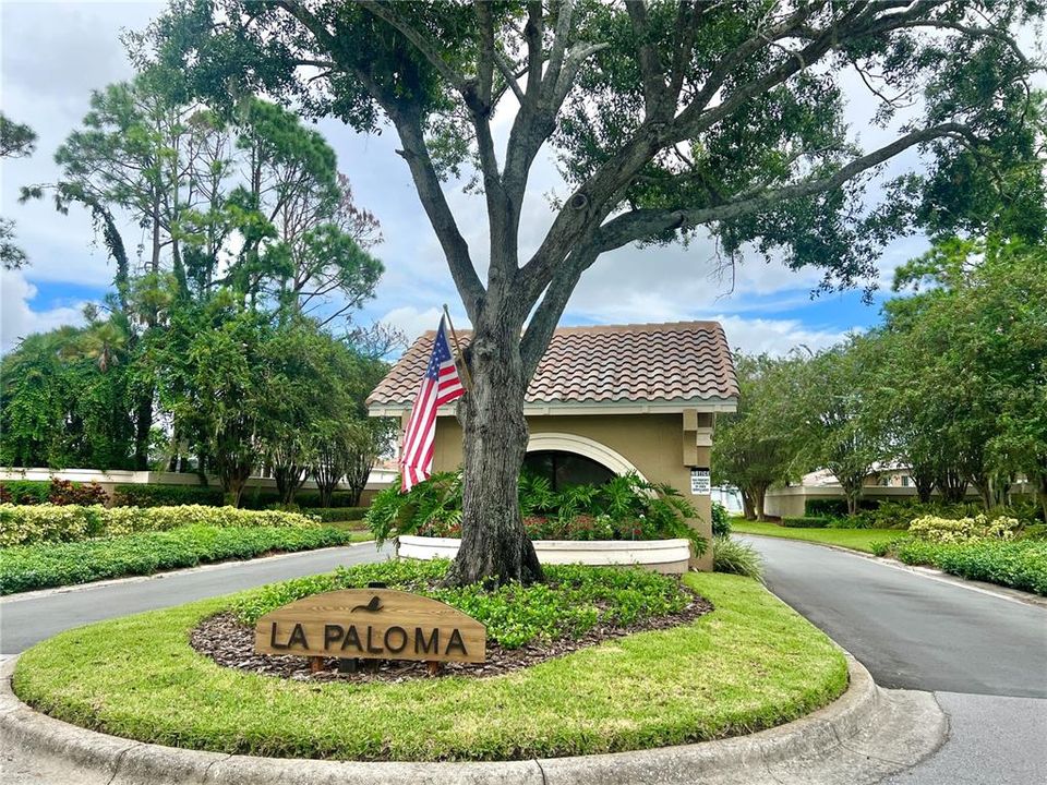 Active With Contract: $584,000 (4 beds, 3 baths, 2751 Square Feet)