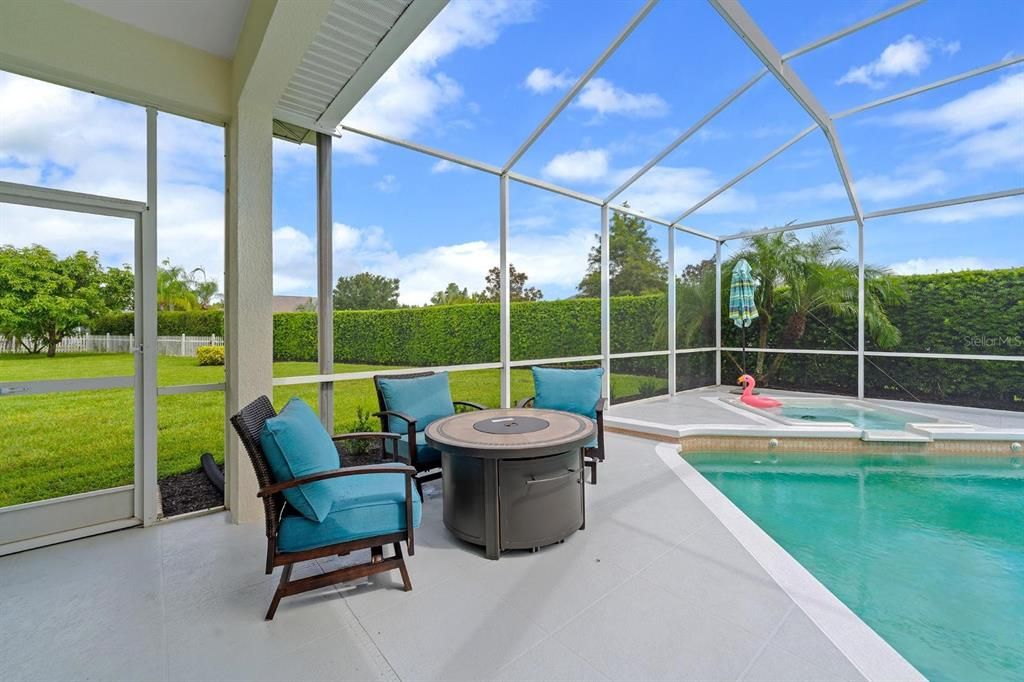 Active With Contract: $584,000 (4 beds, 3 baths, 2751 Square Feet)