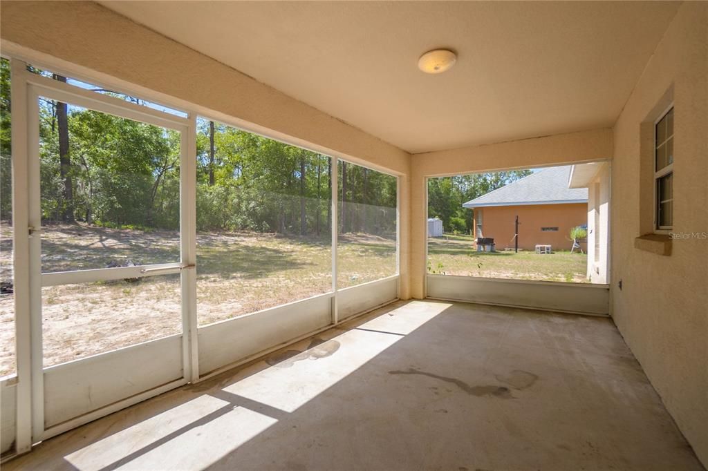 Active With Contract: $200,000 (3 beds, 2 baths, 1554 Square Feet)