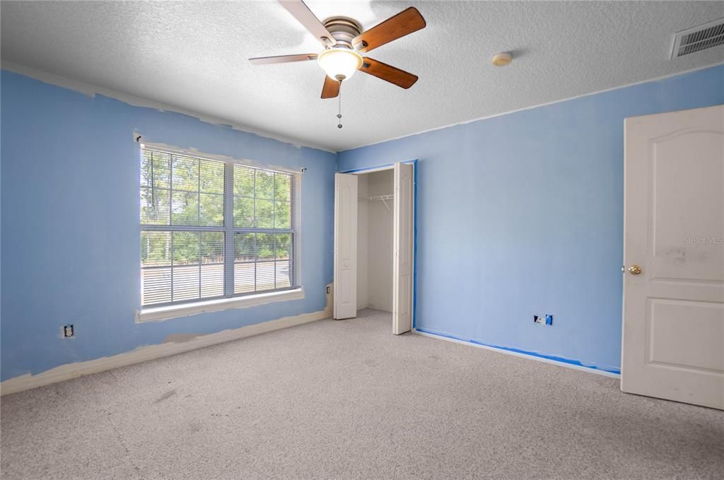 Active With Contract: $200,000 (3 beds, 2 baths, 1554 Square Feet)