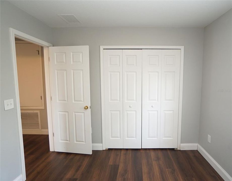 For Rent: $1,850 (4 beds, 2 baths, 1774 Square Feet)