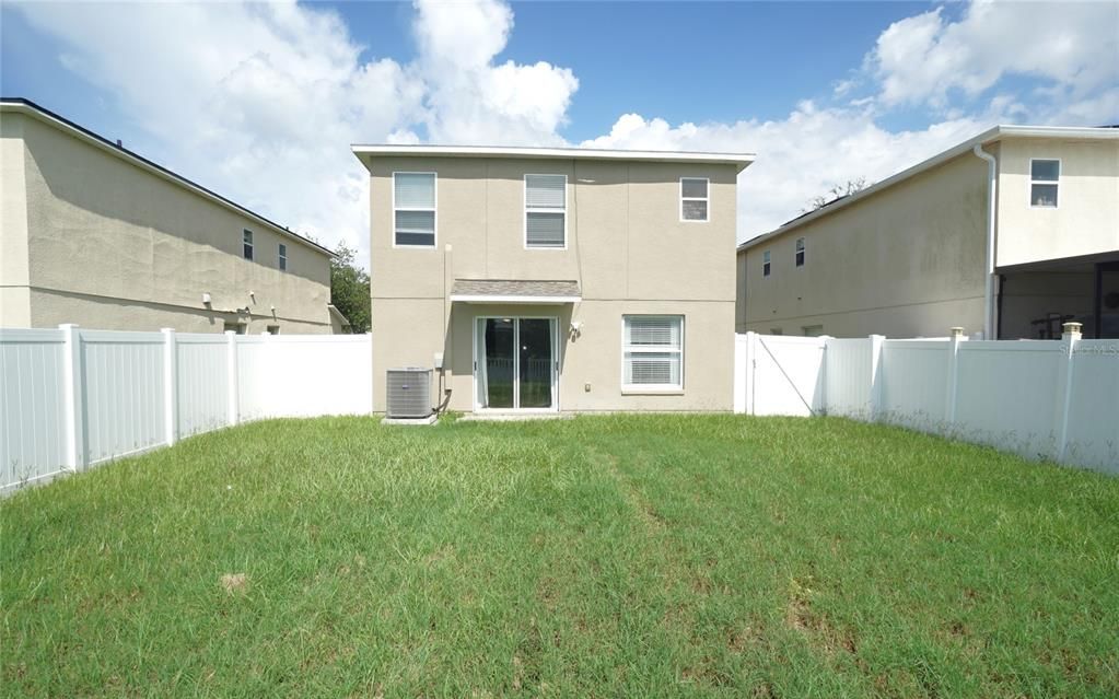 For Rent: $1,850 (4 beds, 2 baths, 1774 Square Feet)