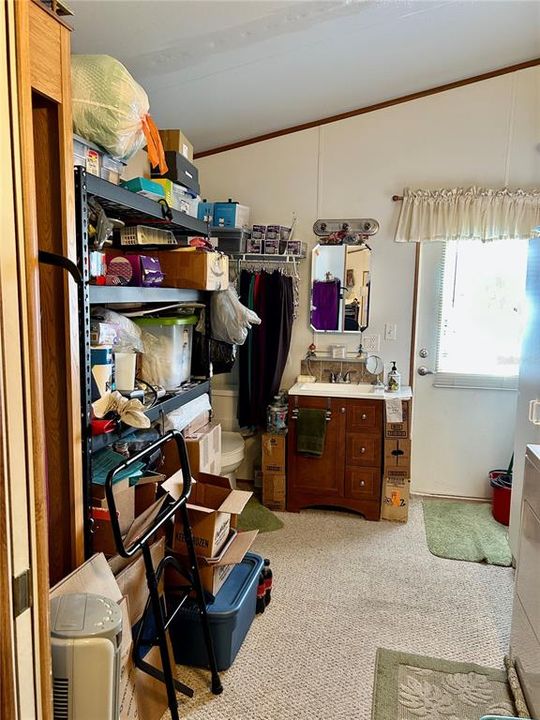 待售: $105,000 (1 贝兹, 1 浴室, 850 平方英尺)