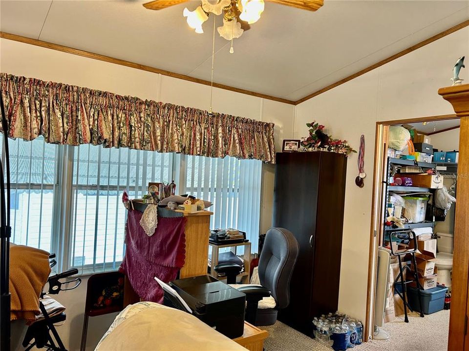 待售: $105,000 (1 贝兹, 1 浴室, 850 平方英尺)