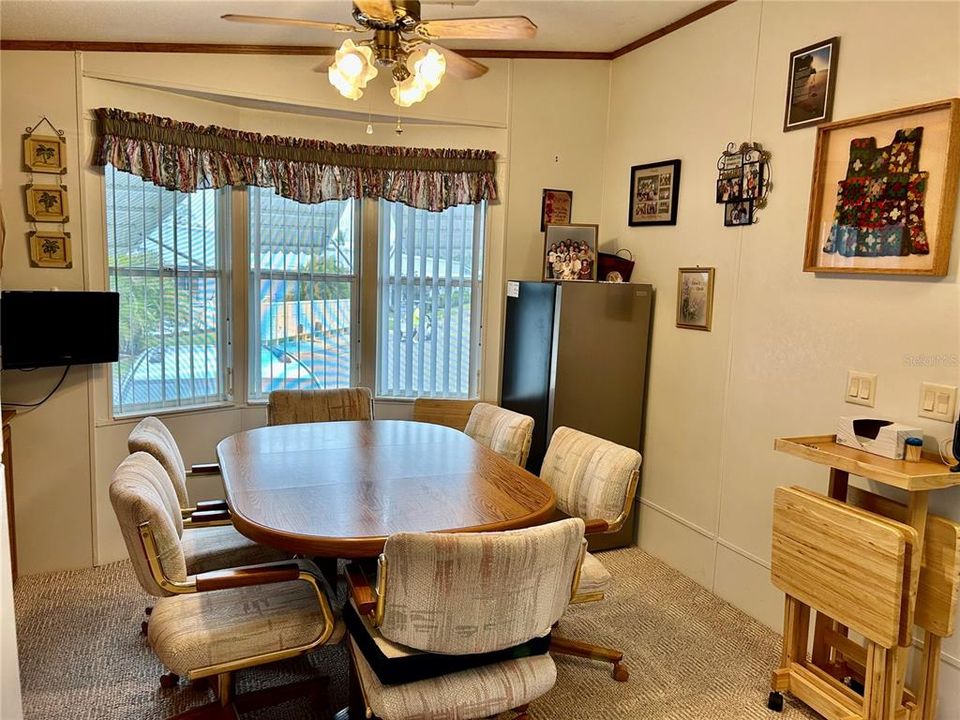 待售: $105,000 (1 贝兹, 1 浴室, 850 平方英尺)