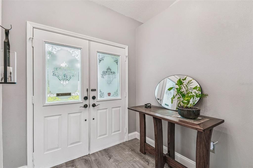 Active With Contract: $510,000 (4 beds, 3 baths, 1553 Square Feet)