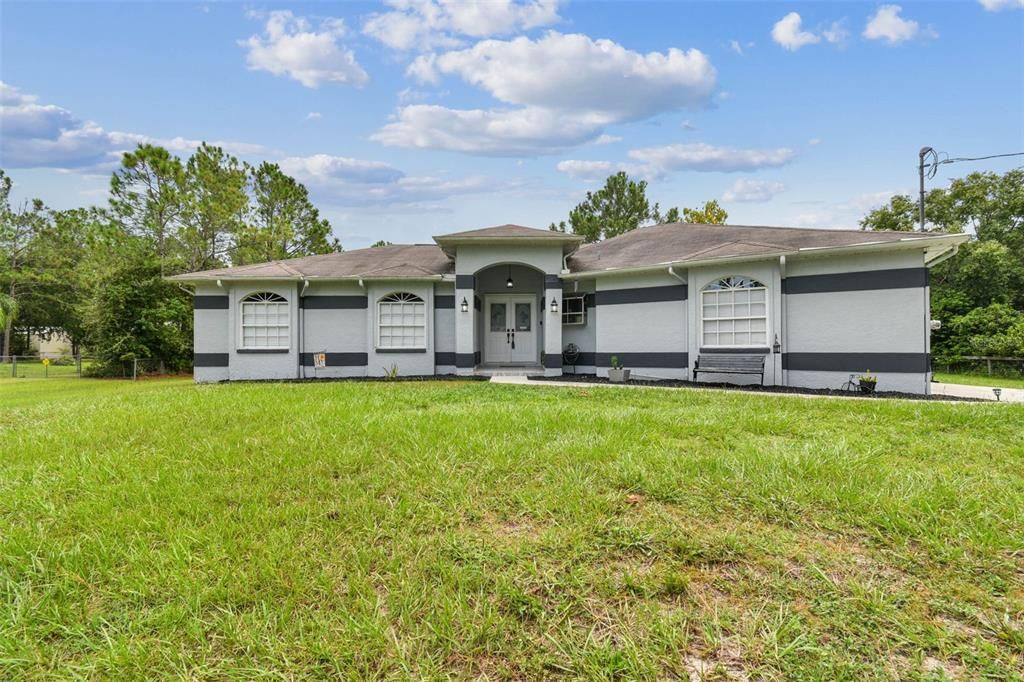 Active With Contract: $510,000 (4 beds, 3 baths, 1553 Square Feet)
