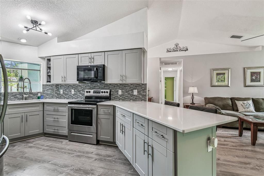 Active With Contract: $510,000 (4 beds, 3 baths, 1553 Square Feet)