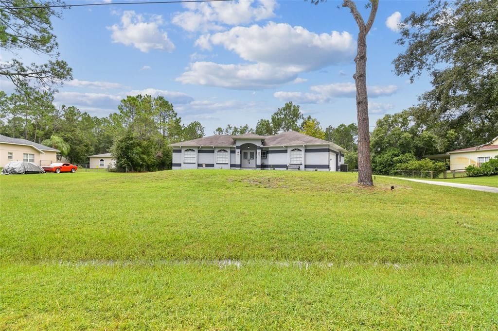 Active With Contract: $510,000 (4 beds, 3 baths, 1553 Square Feet)