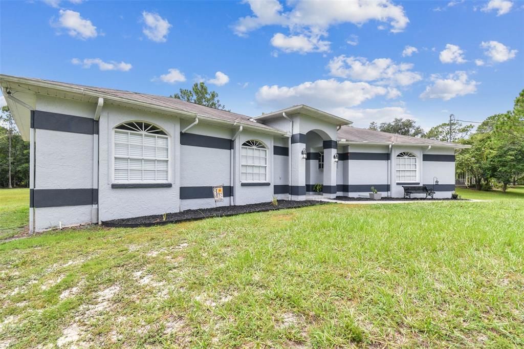 Active With Contract: $510,000 (4 beds, 3 baths, 1553 Square Feet)